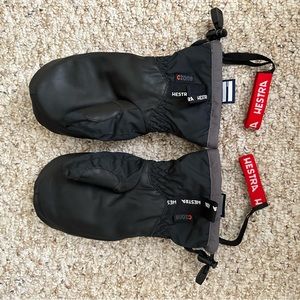 Hestra Gloves — size 6